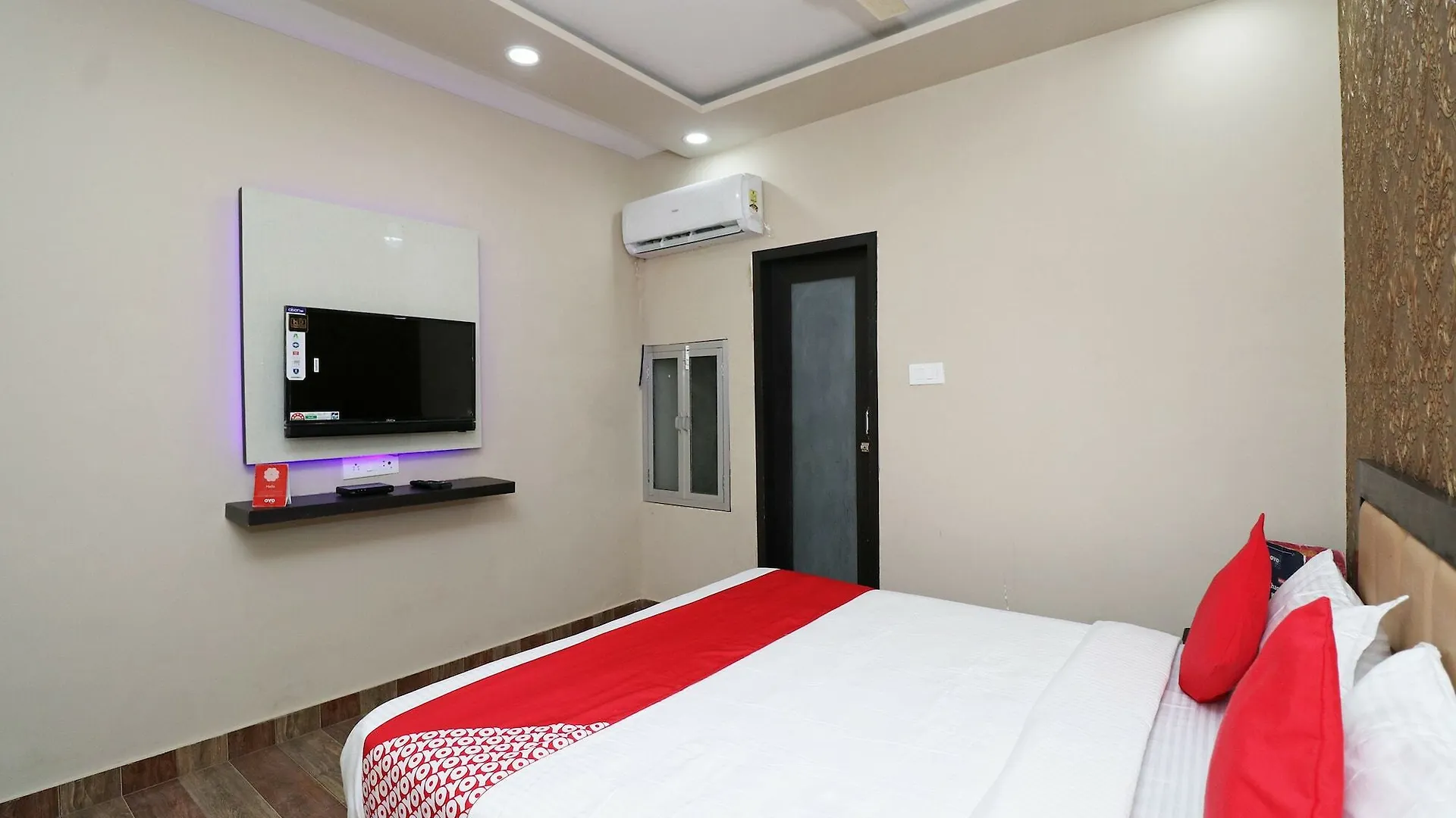 Hotel Collection O 23139 Natraj Inn Varanasi